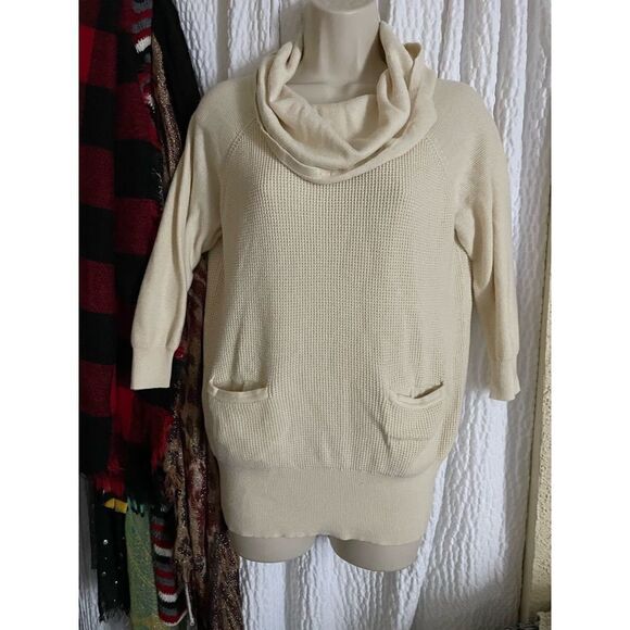 Ann Taylor Loft sweater (#362) - Picture 2 of 8